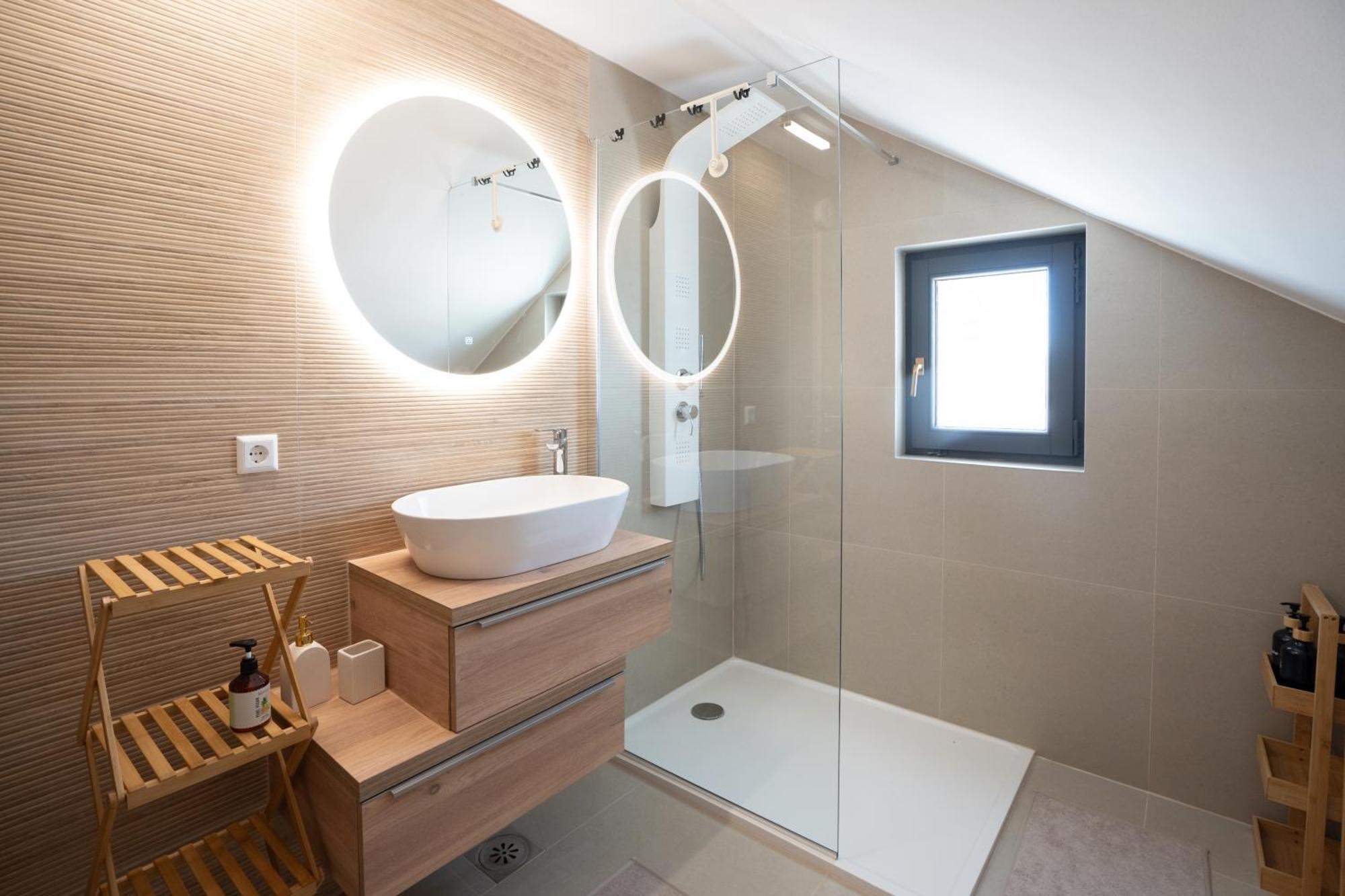 Lux Loft Spa Раковица Экстерьер фото