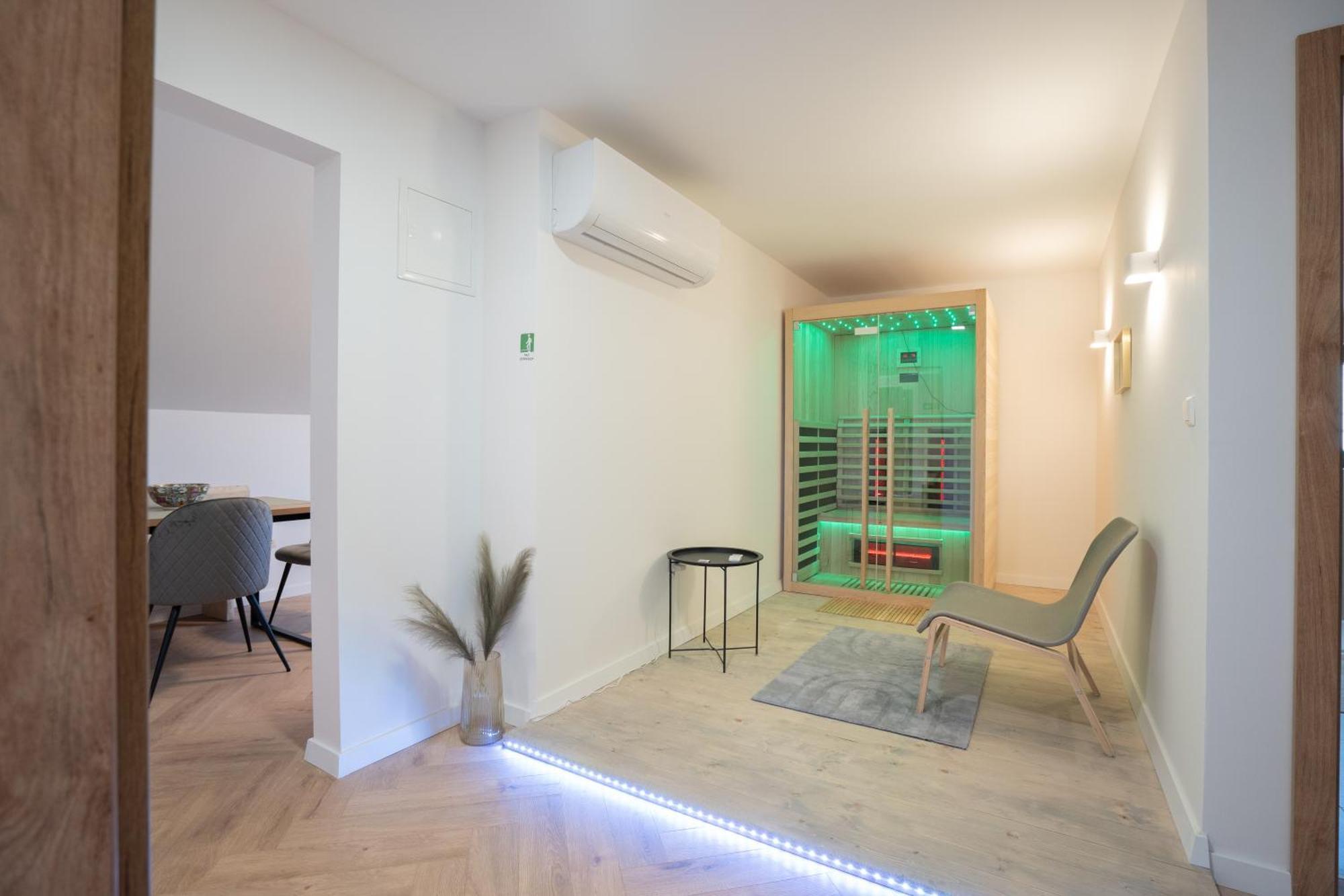 Lux Loft Spa Раковица Экстерьер фото