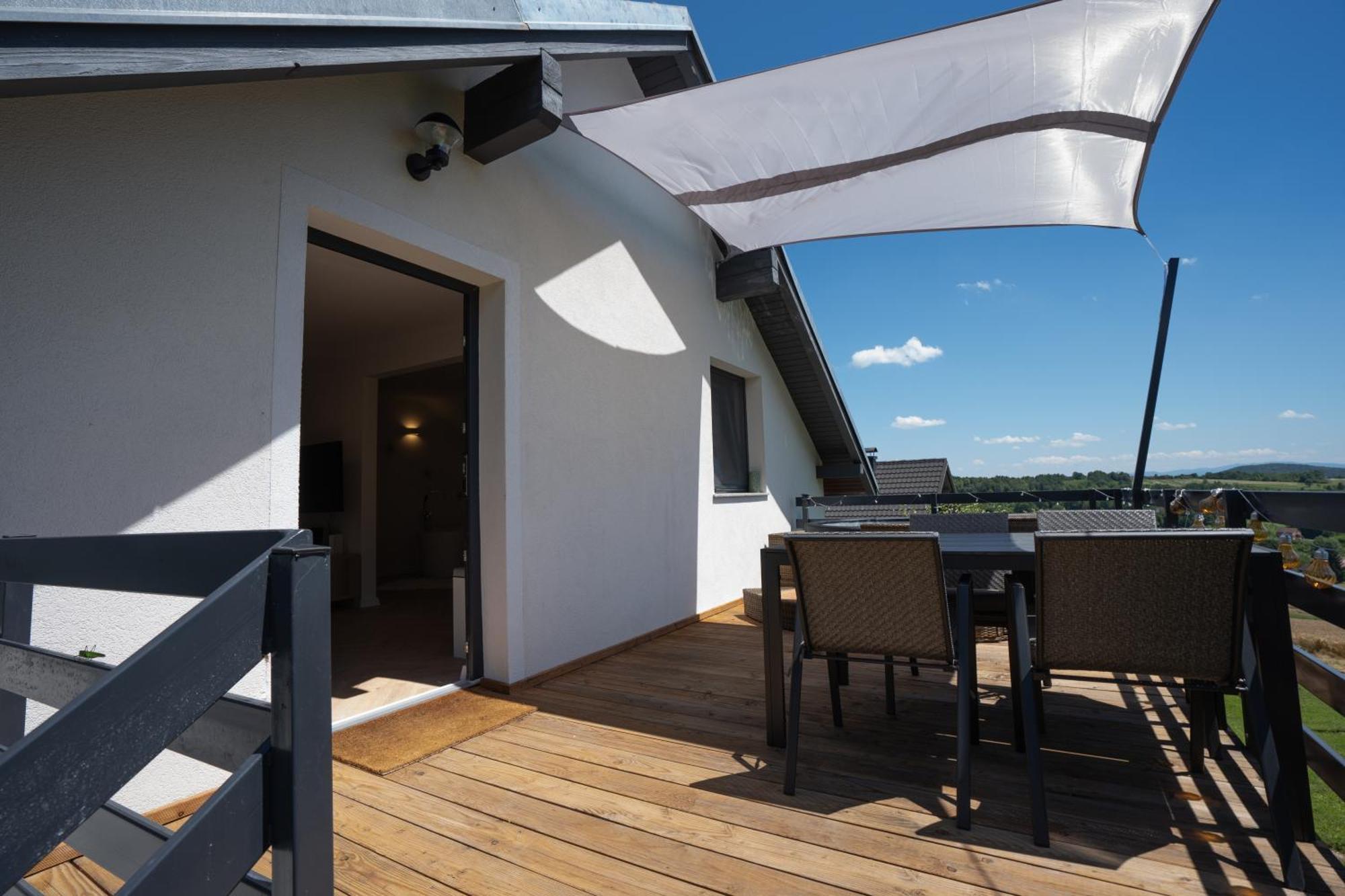 Lux Loft Spa Раковица Экстерьер фото